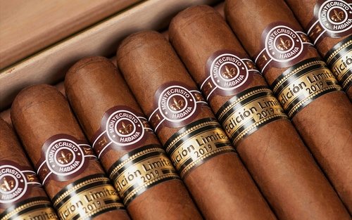 Zigarren der Serie Montecristo Edición Limitada