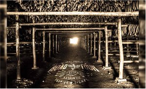 Zigarrenzubehör Merchandise  Alec Bradley Keilrahmen Road Tour 2017 Motiv Curing barn