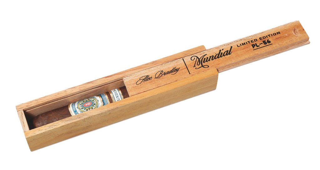 Alec Bradley Mundial Limitada 2014 Einzelbox geöffnet