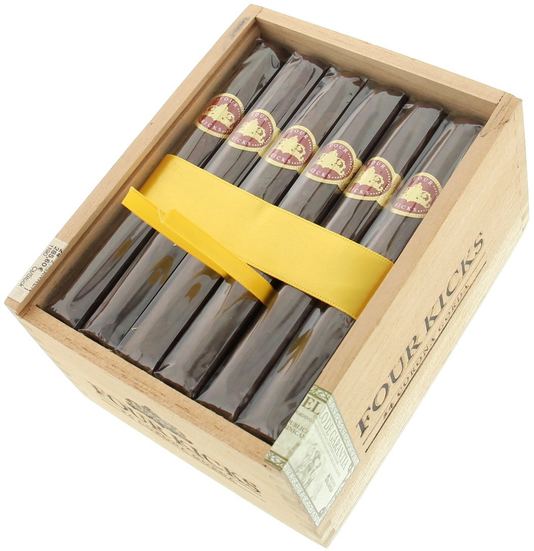 Crowned Heads Four Kicks Seleccion Corona Gorda Kiste offen