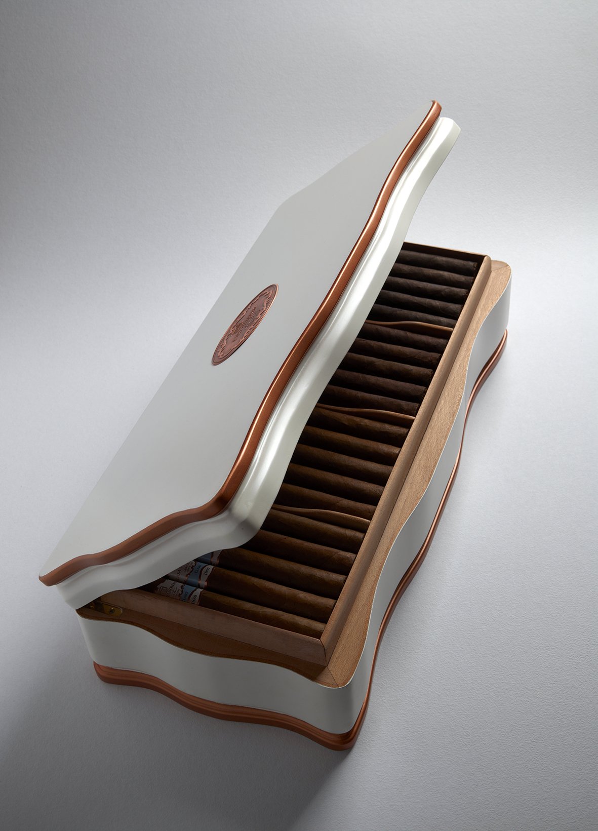 A. Turrent Casa Turrent 1880 Humidor weiß Stimmungsbild 3