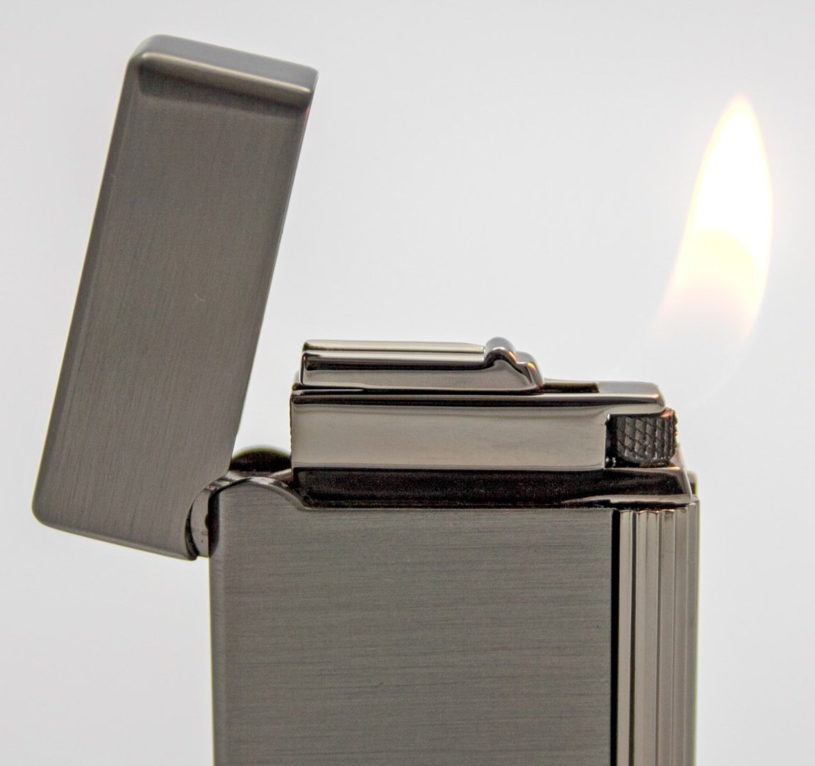 Rattray's Grand Gun Satin (14441) Flamme