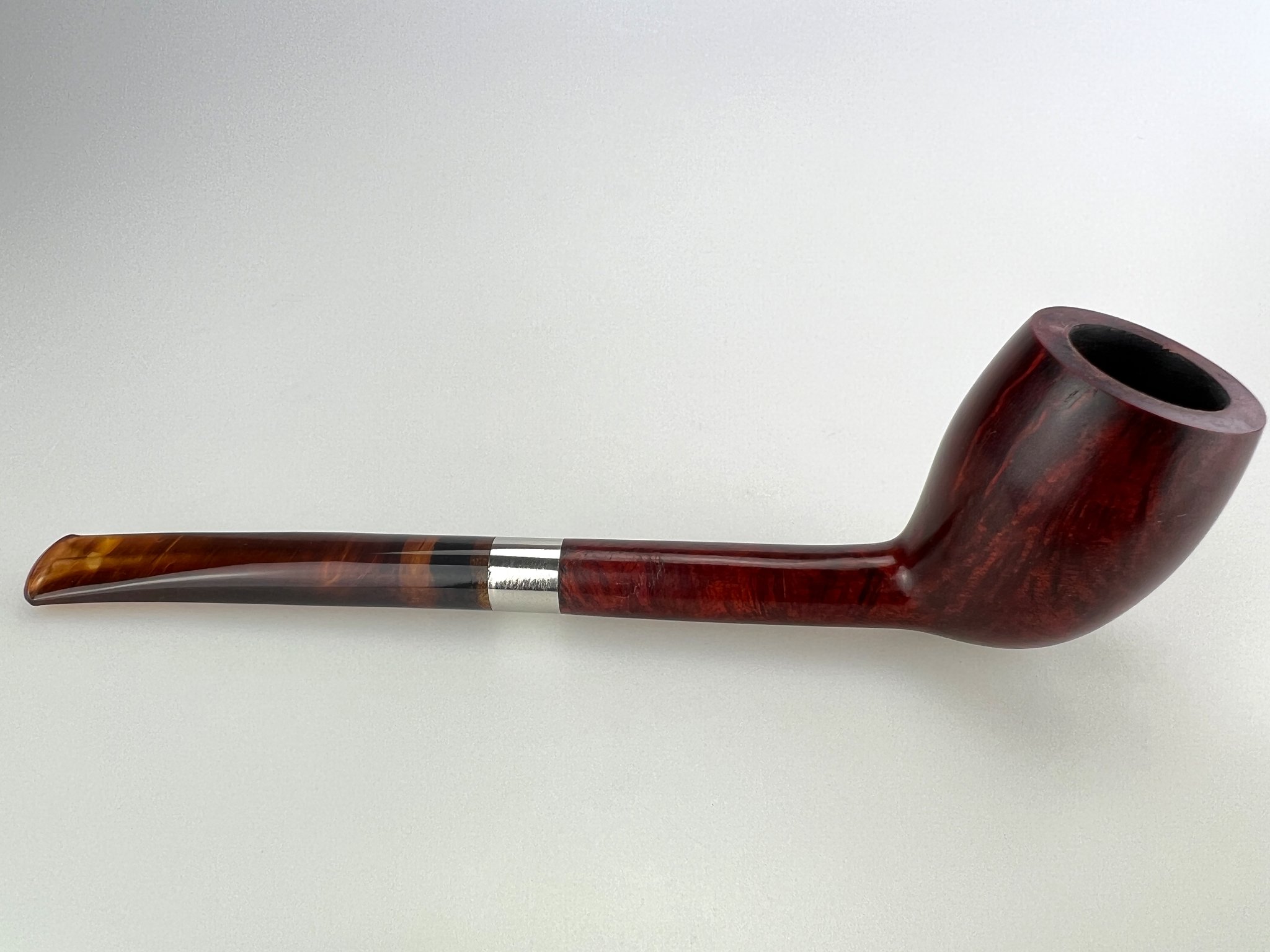 Bruno Nuttens Freehand Pfeifen Heritage H1 (Nr. 83)