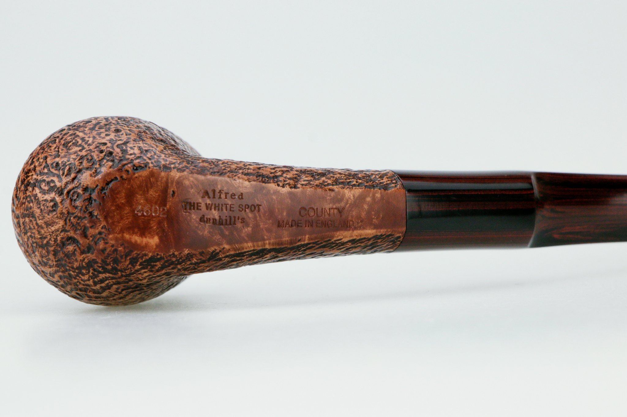 Dunhill_County_No_4602_Bent_03
