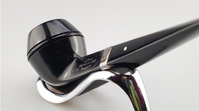 Dunhill Dress Bulldog 5634