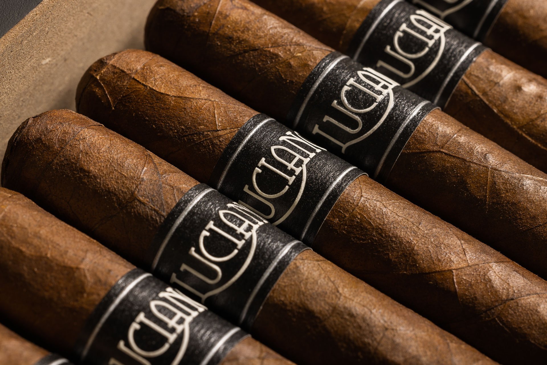 ACE Prime Cigars Luciano The Dreamer Hermoso No 4 Kiste Detailbild