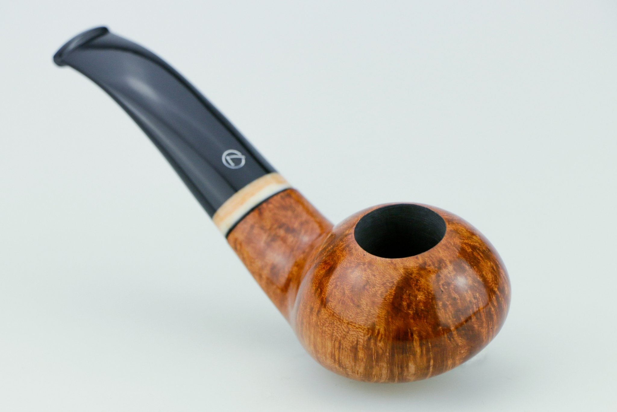 Jirsa_Supreme_215_9_mm_03