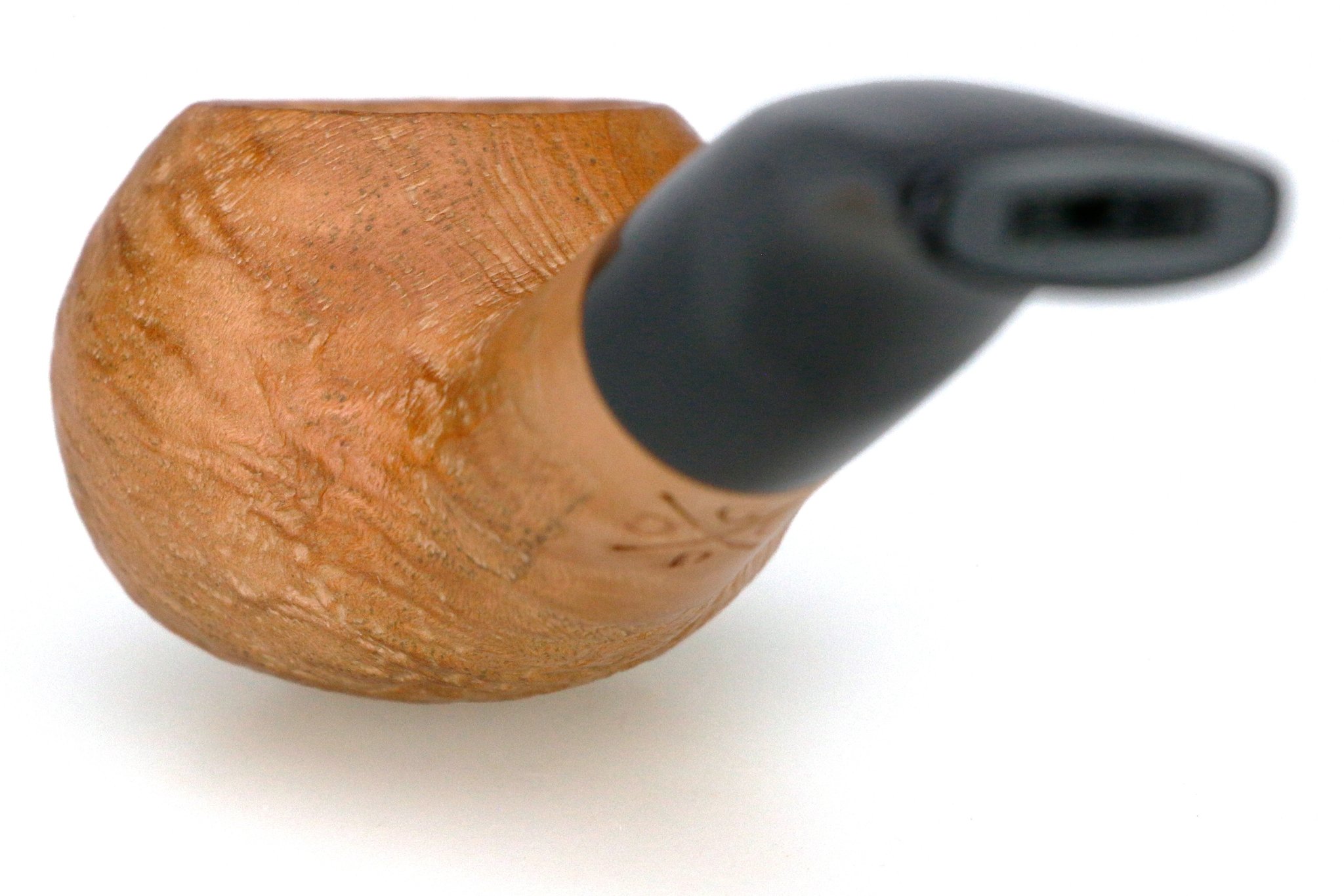 Shorty Nr. 2 Bent Tomato Detail