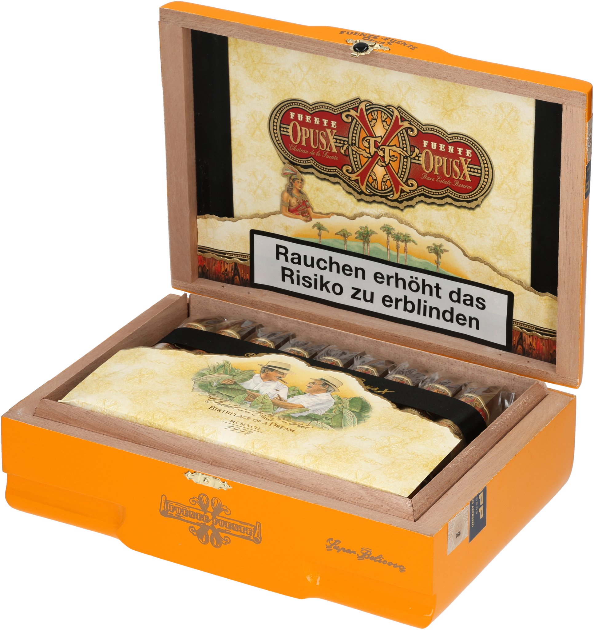 Super Belicoso Box open