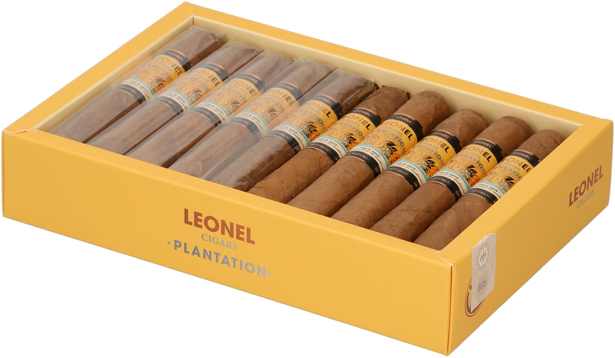 Connecticut Robusto box open