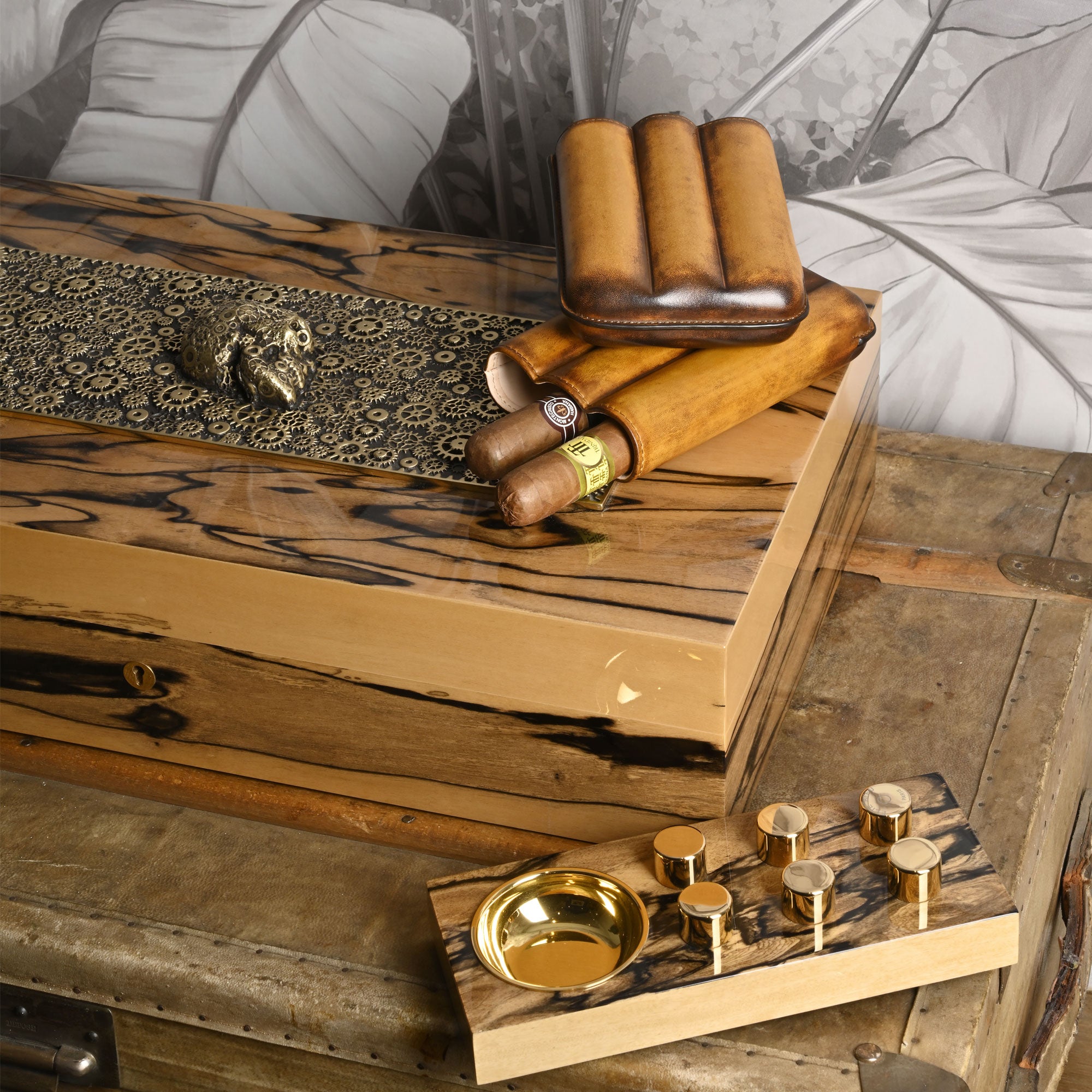 Elie Bleu Ascher Egoist Royal Ebony 1erElie Bleu Ascher Egoist Royal Ebony 1er Stimmungsbild 2